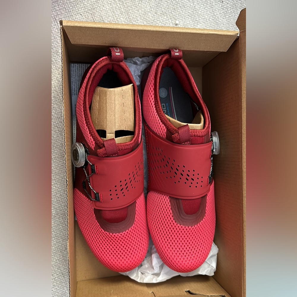 Shimano cycling shoes no cleats